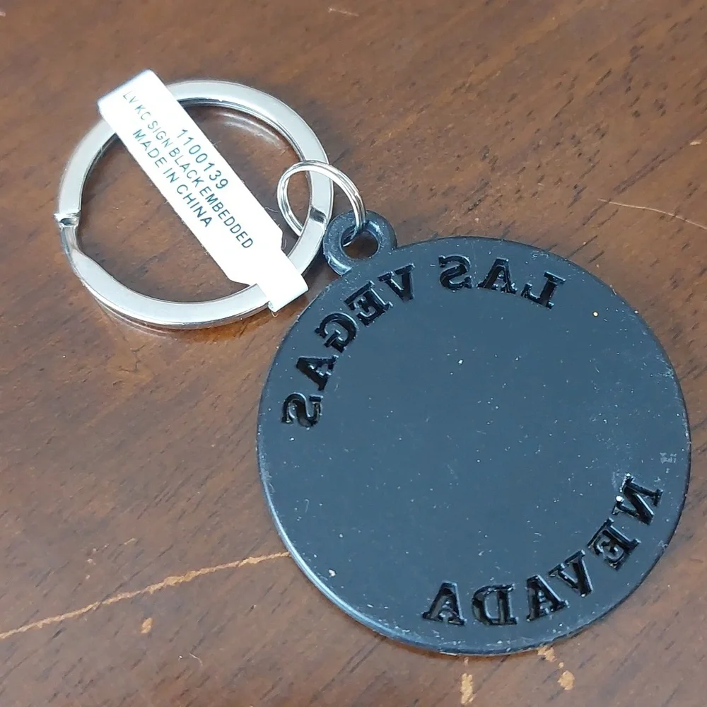 FREE with Purchase Welcome To Fabulous Las Vegas Nevada Black Silver Keychain - Picture 3 of 3